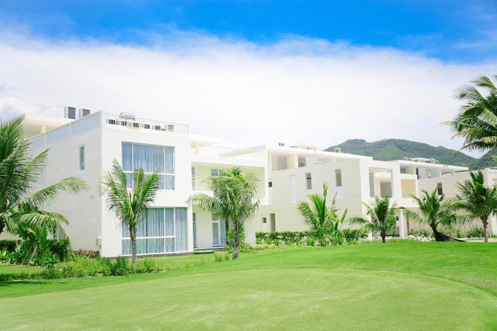 Diamond Bay Golf And Villas 나트랑 외부 사진