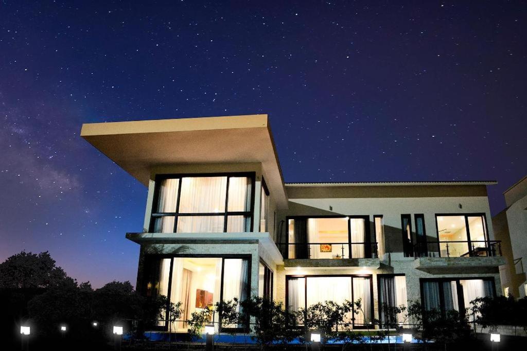 Diamond Bay Golf And Villas 나트랑 외부 사진